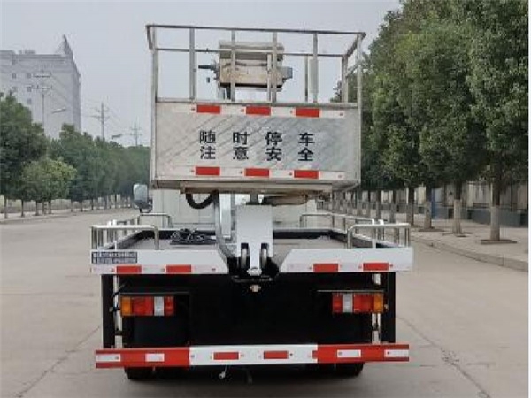 國(guó)六江鈴18米伸縮臂高空作業車